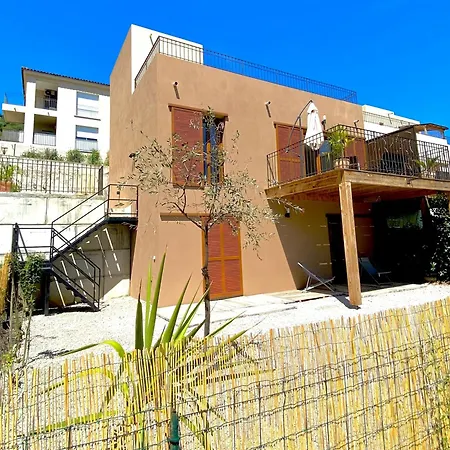 펜션 Maison U Castagnu Santa-Reparata-di-Balagna